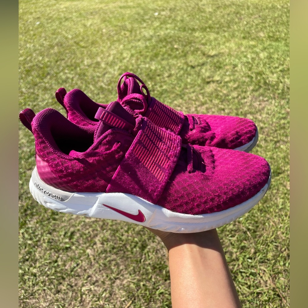 Women’s Nike renew shoes size 8